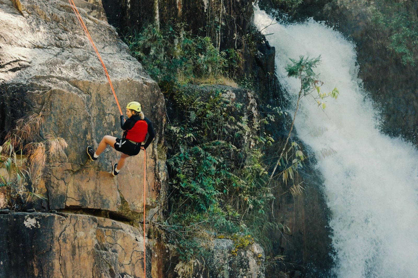Canyoning dans le Verdon : vivre une aventure grandeur nature au cœur des gorges